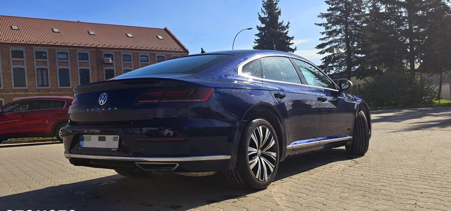 Volkswagen Arteon cena 112000 przebieg: 200000, rok produkcji 2018 z Bochnia małe 254